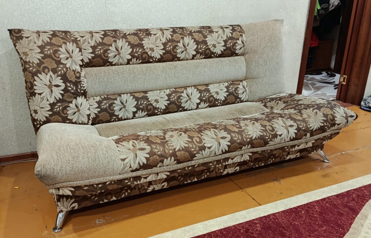 Продам диван с креслами, и двух ярусную кровать