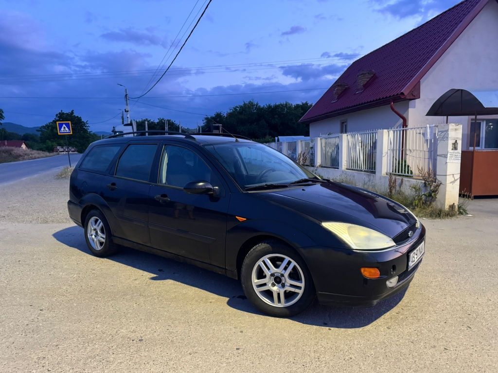 Vând ford focus mk1