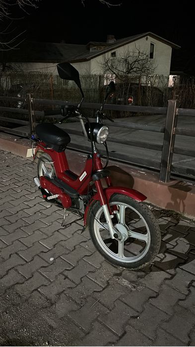 Vand Piaggio Si 2 Rosu! Pretul este in euro!!!