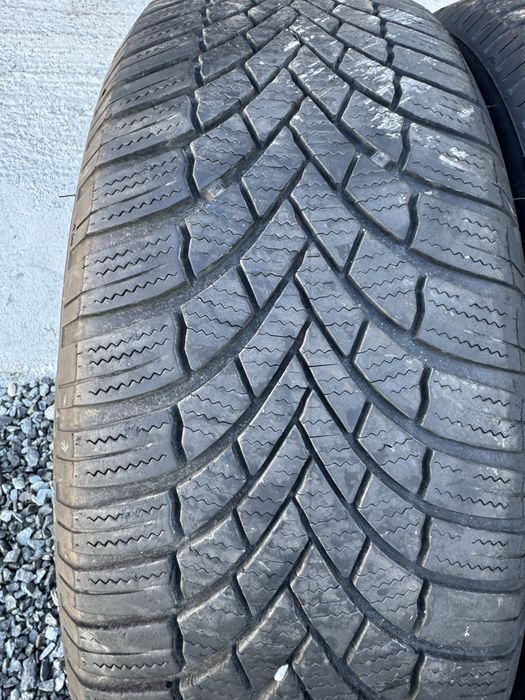 Set 2 anvelope 205 60 r17 Bridgestone de iarna