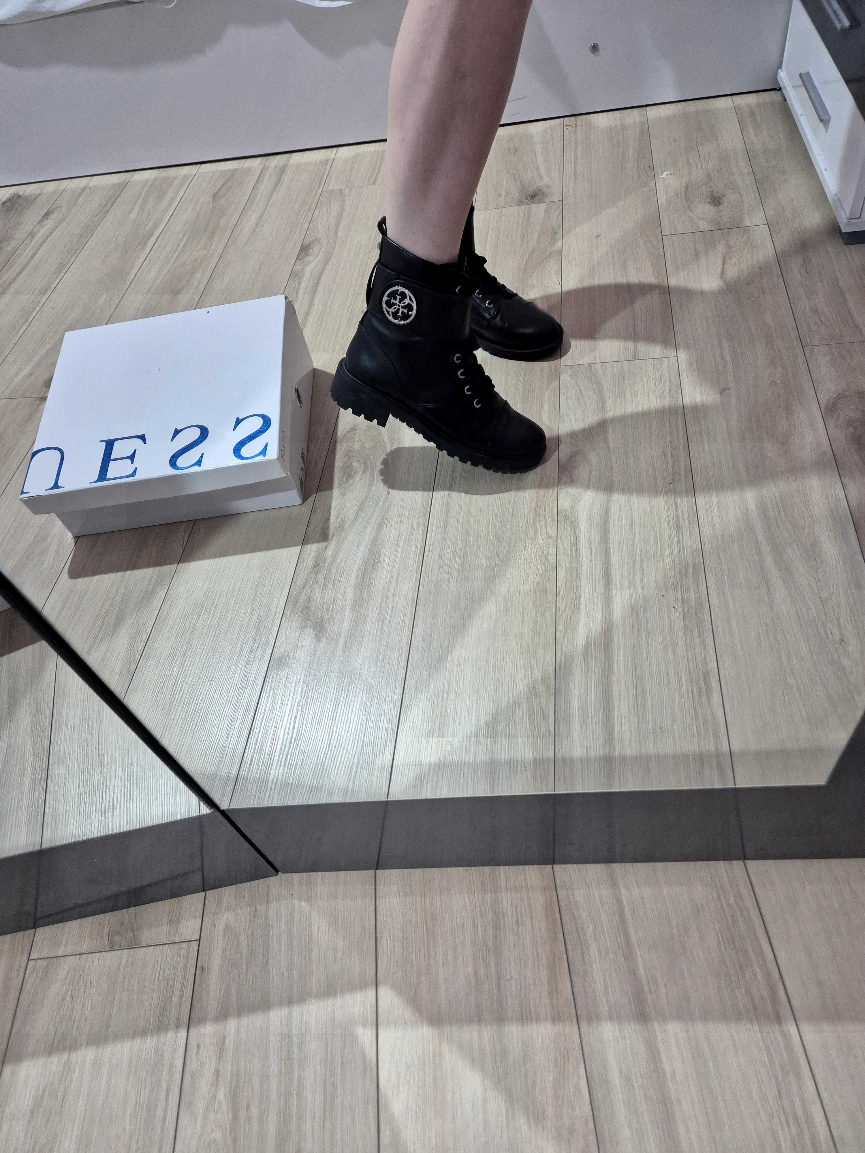 Дамски боти Guess