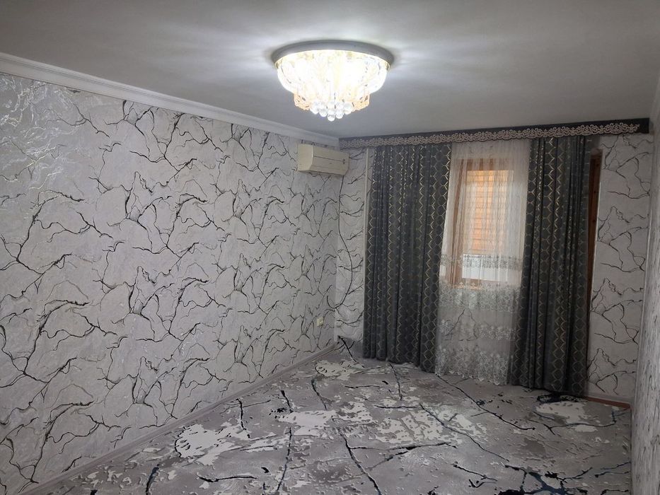 Сдаётся 3 комнатная 3этаж Согдиана Париж