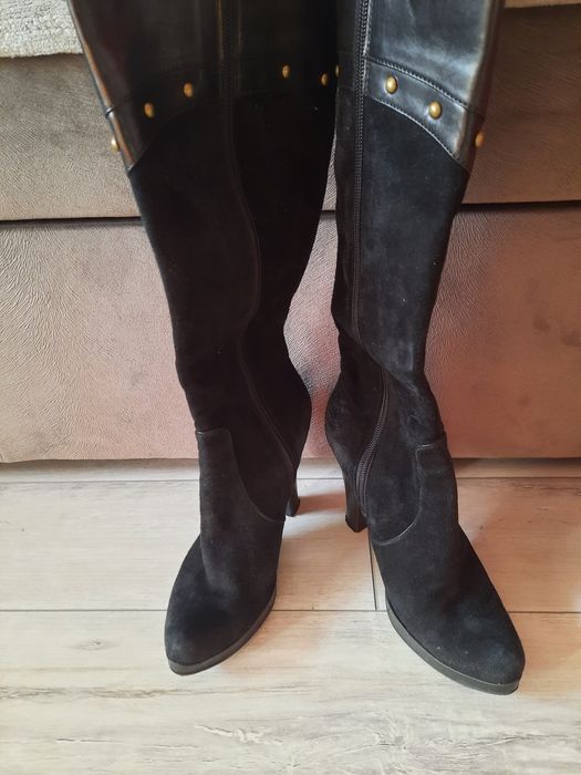 Cizme dama din piele întoarsă!