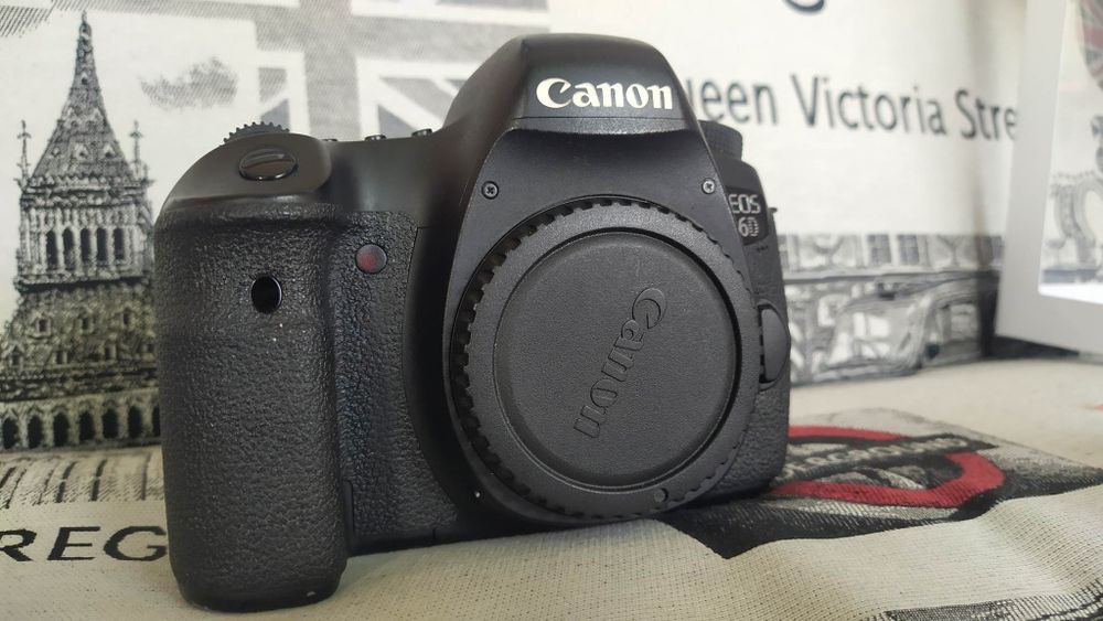 Canon EOS 6D Full-Frame camera