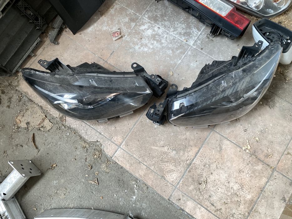 Far stanga dreapta LED Mazda Cx-5 Facelift 2015 - 2017 Cx5  full led