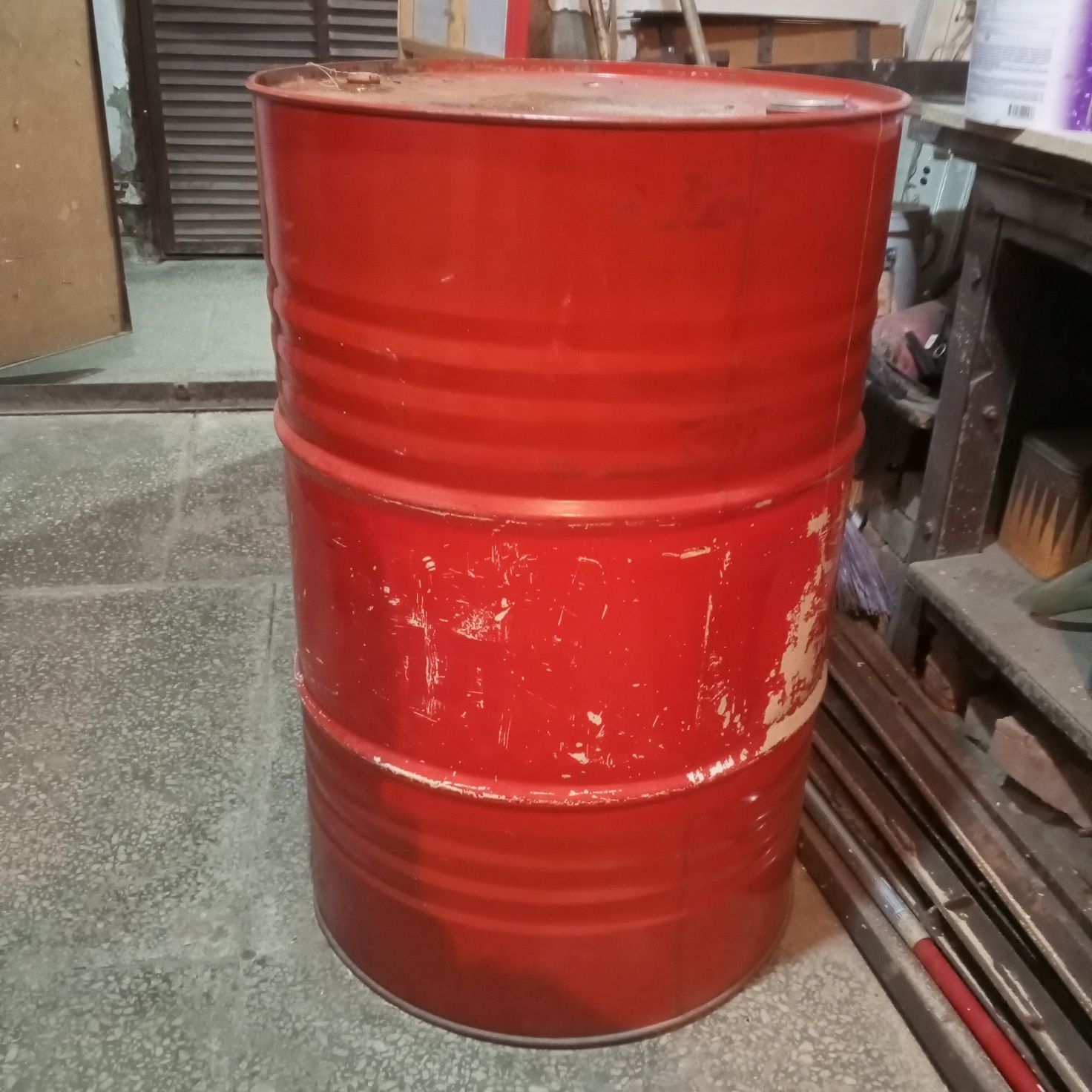 Продам железную бочку
