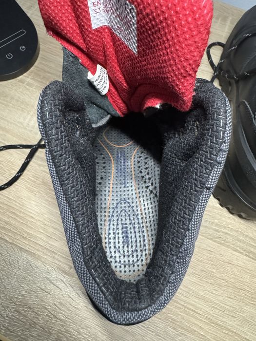 Bocanci protectie din piele UVEX Quatro Pro S3 SRC marime 43