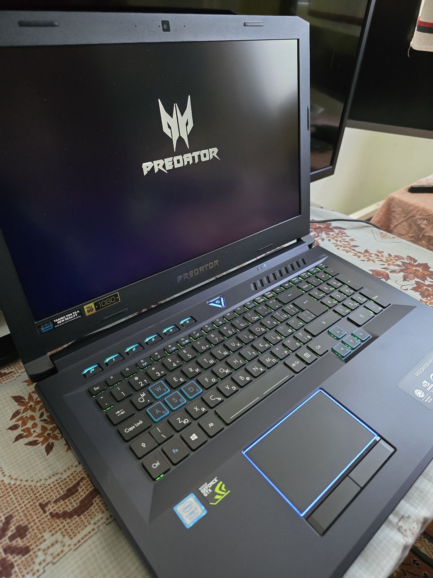 Acer predator helios 500