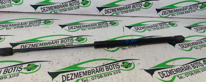 Amortizor hayon stanga Volkswagen VW Polo a 3-a generatie 6N (facelif