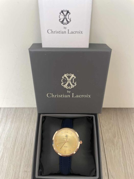 Дамаки часовник Christian Lacroix