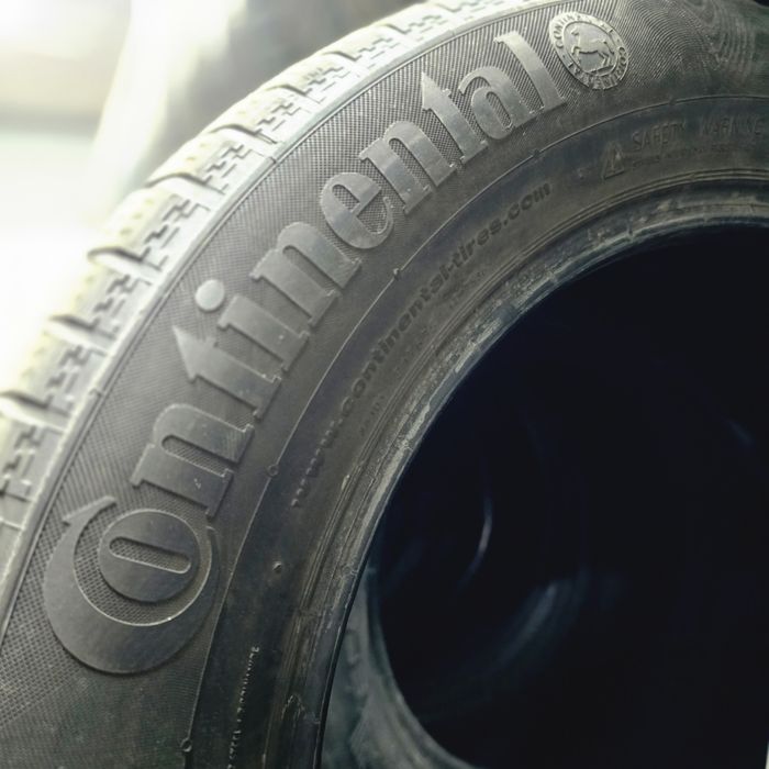2x 235/55/17 M+S CONTINENTAL Stare excelentă