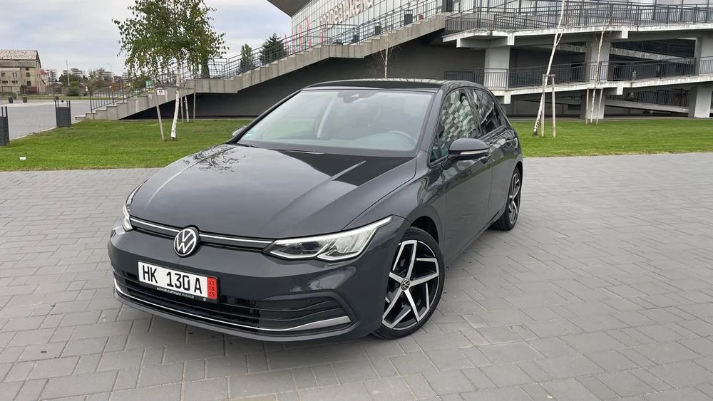 Volkswagen Golf Vw Golf 8 2022 in stare perfecta atat tehnic cat si estetic