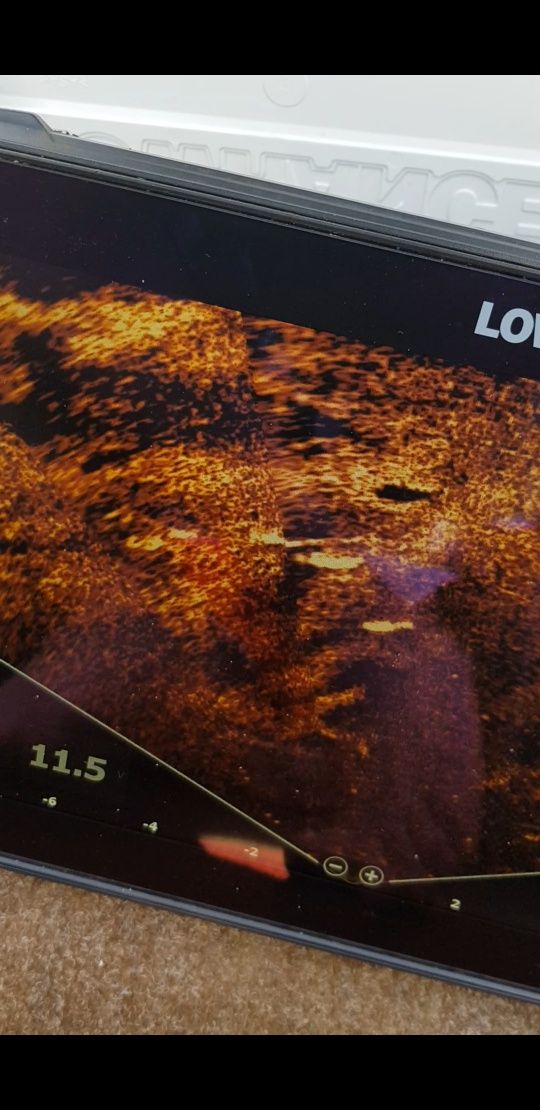 Sonar lowrance hds 12live