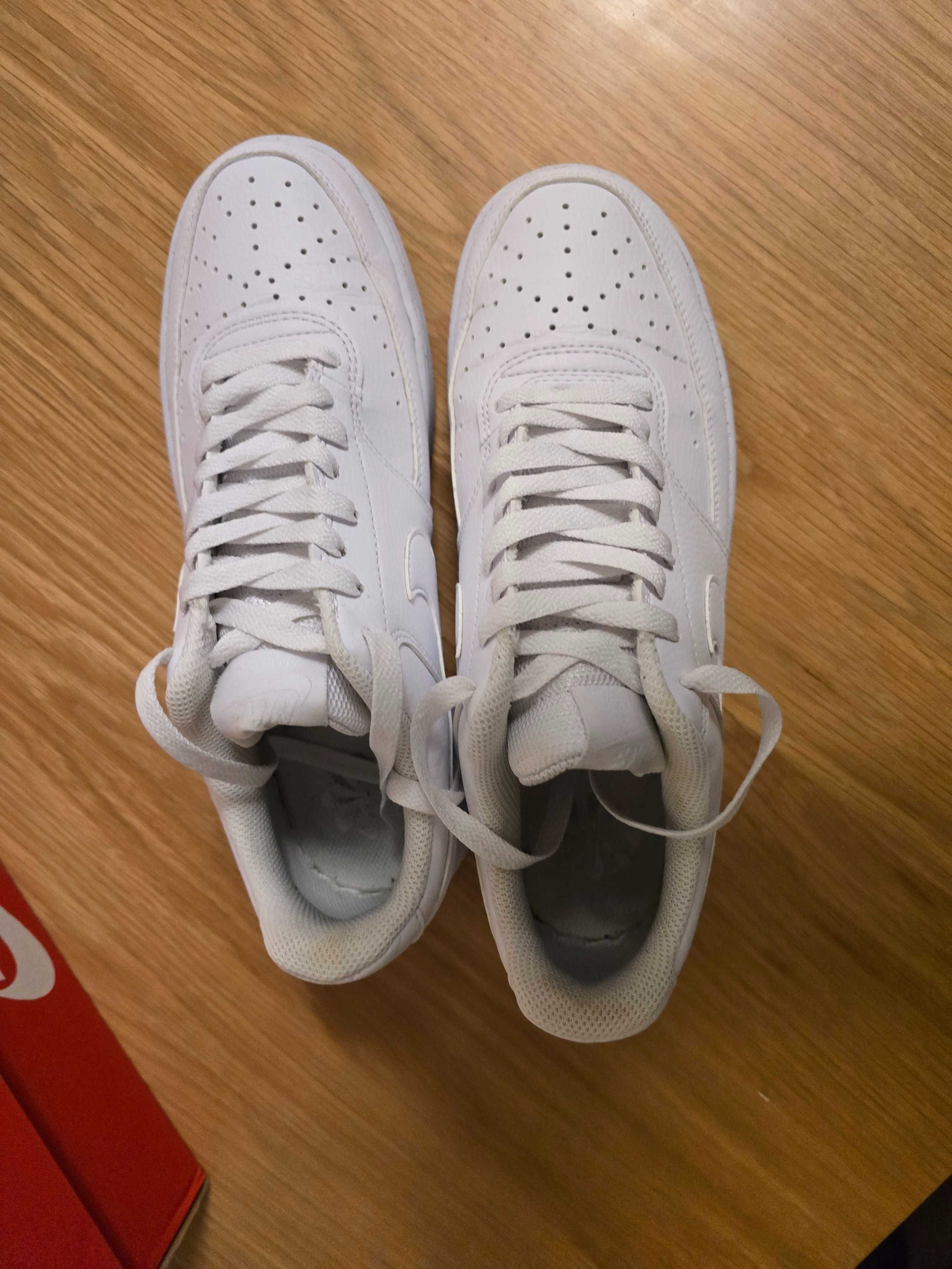 Обувки Nike Court Vision