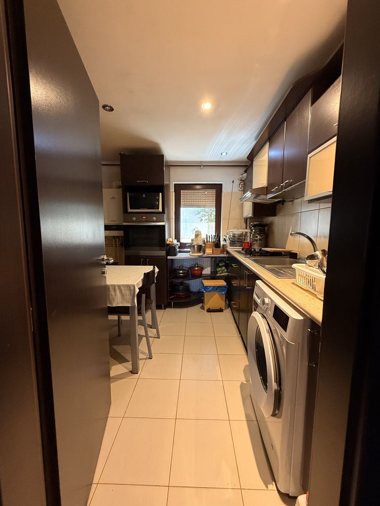 Apartament 4 camere - direct proprietar