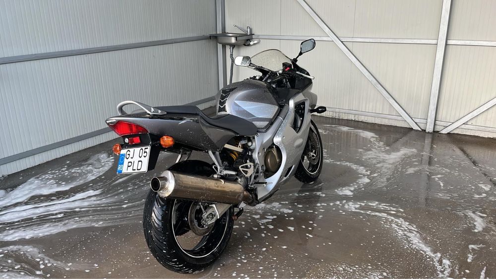 Vand honda CBR 600 F4i