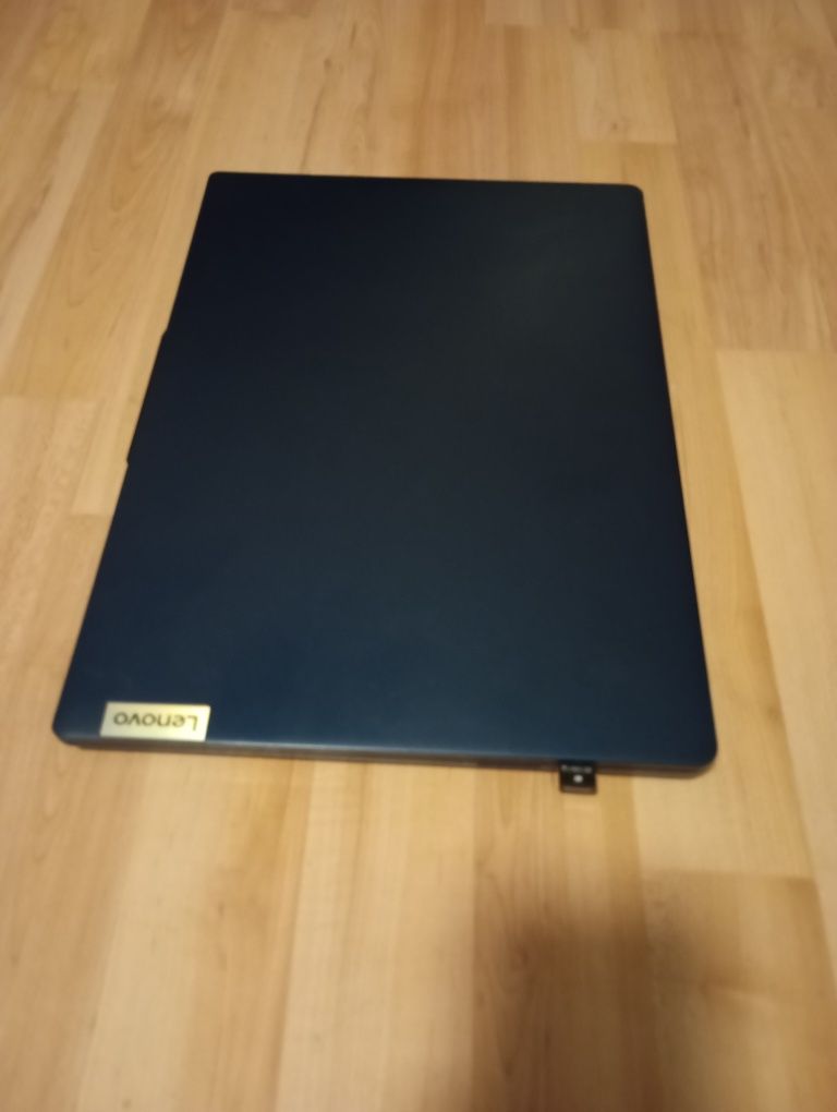 Lenovo Ideapad 3 i5 12450H 16GB RAM 512 SSD