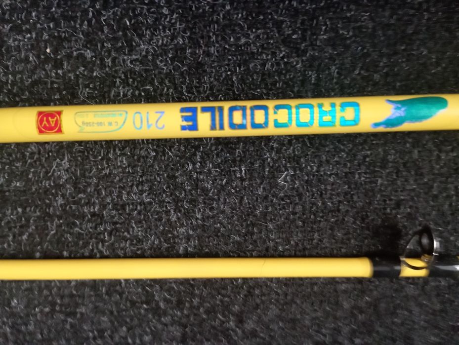 Продам спиннинг новый