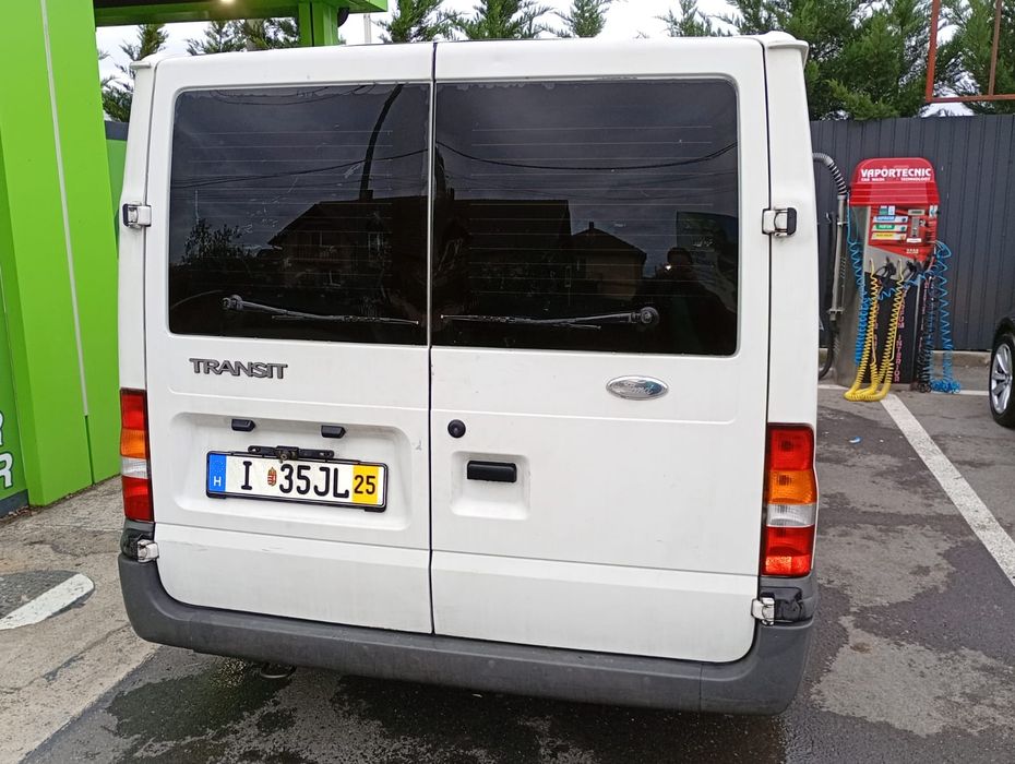 Vând ford tranzit