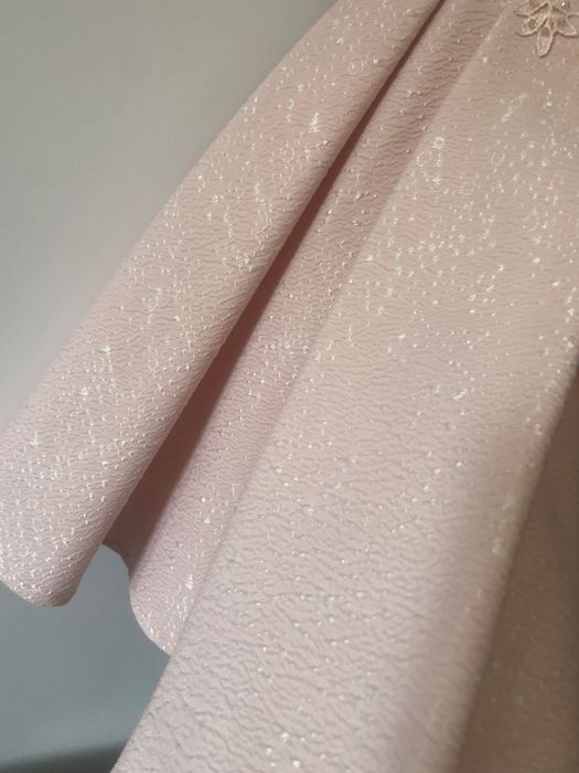 rochie da scurta roz