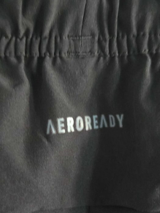 Pantoni Adidas Aeroready ORIGINAL / preț fix, nou cu etichetă