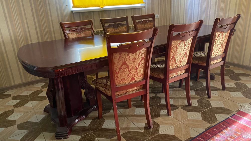 Продам стол со стульями