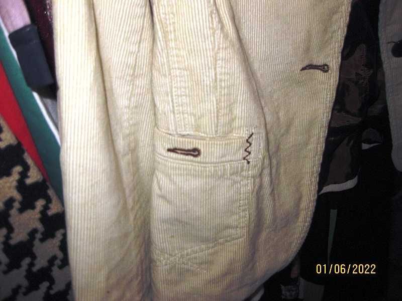 Микро вельветовый пиджак, на 42-44 размеры - 6,000 тенге