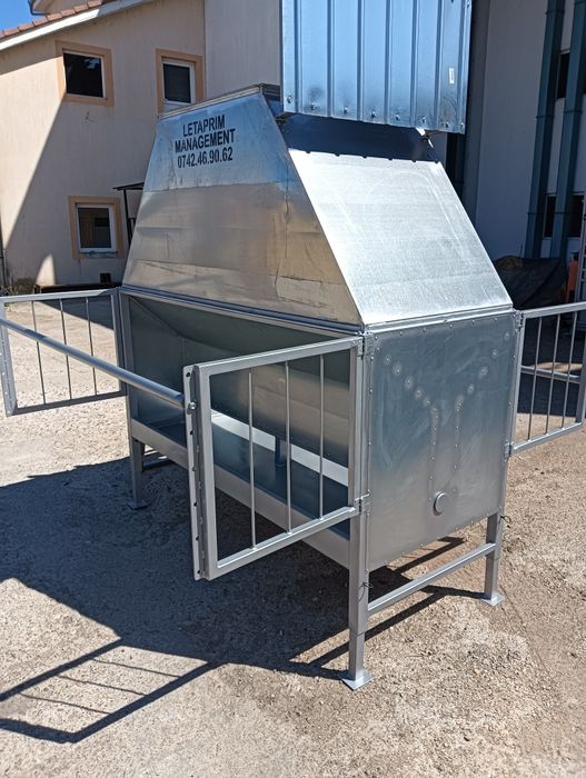 Buncăr furajare vaci,oi,capre(creșă viței)