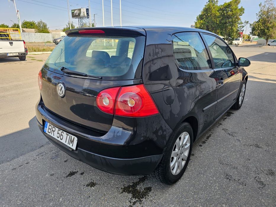 Proprietar Vând VW Golf 5 1.4i - Unic proprietar în RO