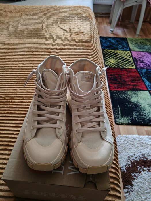 Vând adidas Nizza noi