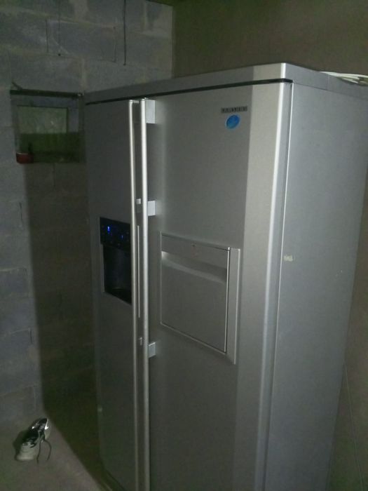 Продам холодильник Samsung