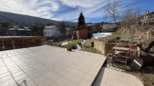 Продава се Къща в с. Гълъбово, Област Пловдив - 90 кв.м за 1878 €/кв.м - Снимка #2