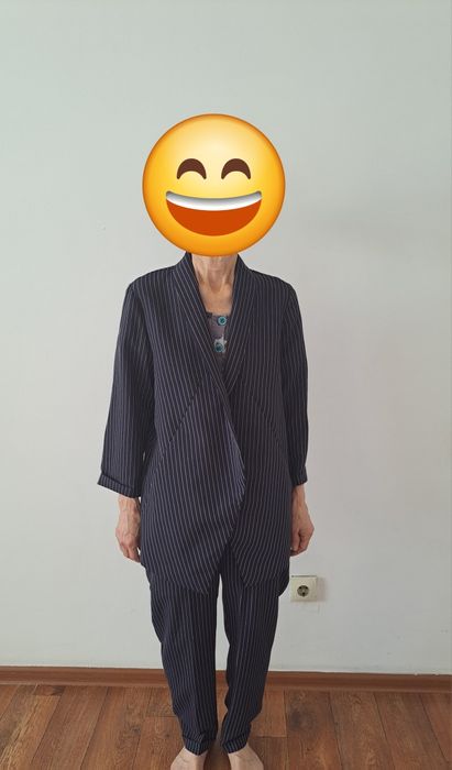 Продаётся костюм женский, Костюм женская, Костюм с брюками,офисный