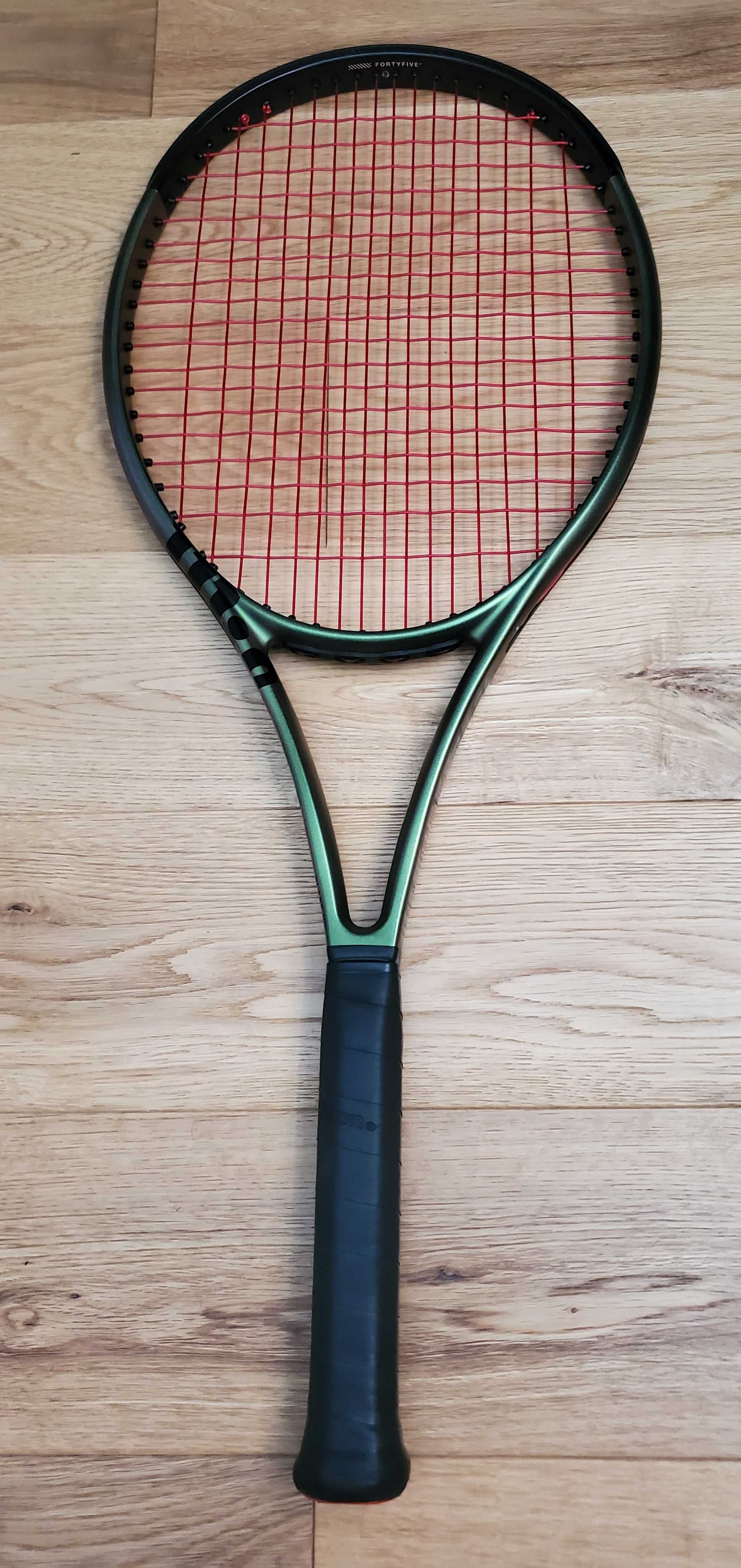 Racheta tenis Wilson Blade 100UL V8.0 Maner 1