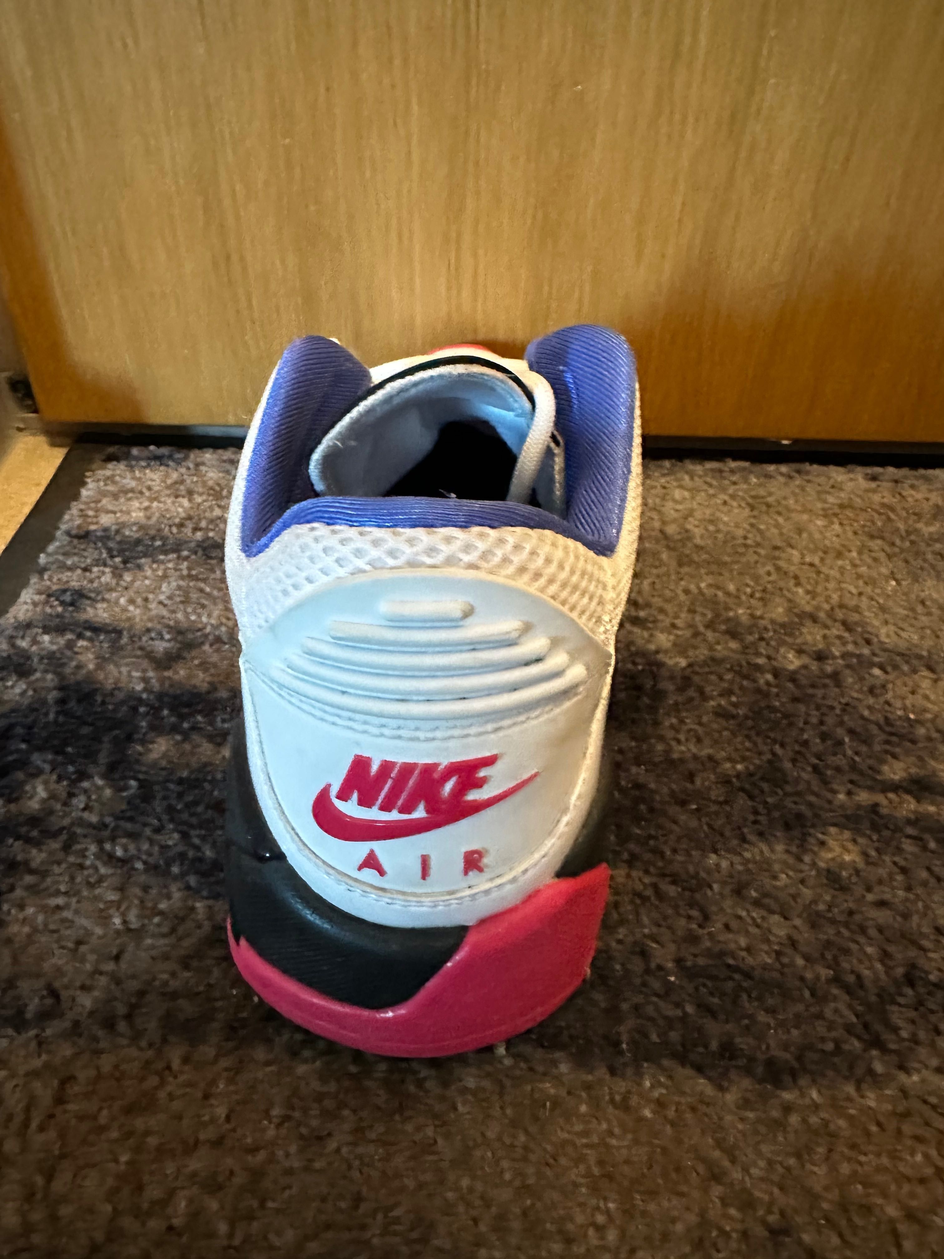 Nike Jordan Point Lane "Fireberry" - Márimea 38
- Originale - Noua.