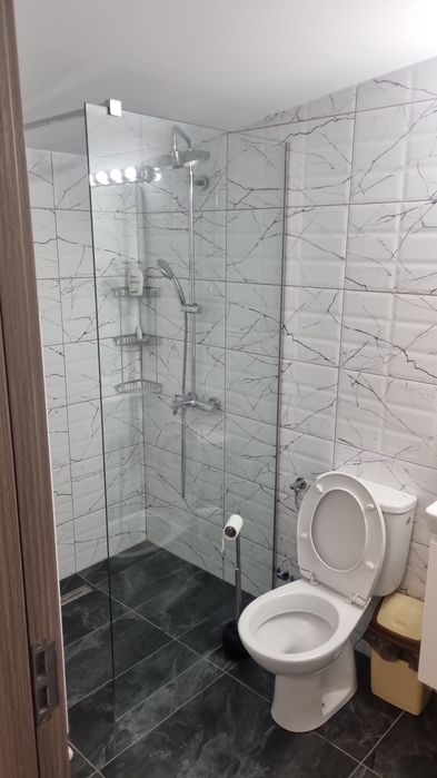 Inchiriez garsoniere  în regim hotelier!Oraș Comănești