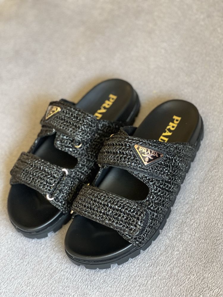 Дамски летни чехли Prada