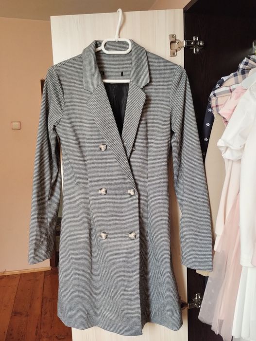 Тренч/тънко палто, размер С