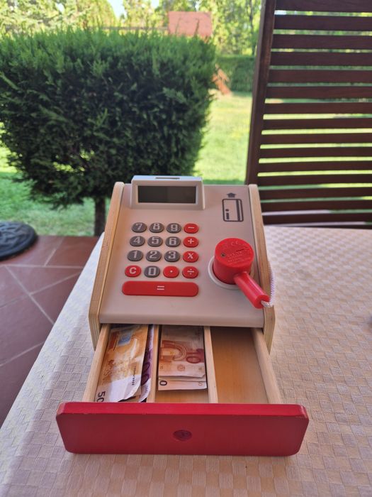 Дървен детски касов апарат