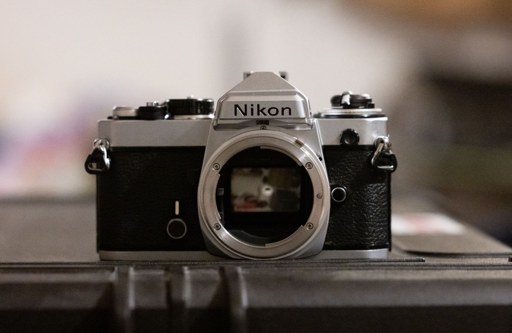 Vand Nikon FE ( pe film)