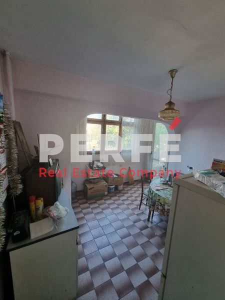 Продава се Едностаен апартамент в Бургас, Меден рудник - зона Б - 45 кв.м за 1445 €/кв.м - Снимка #1