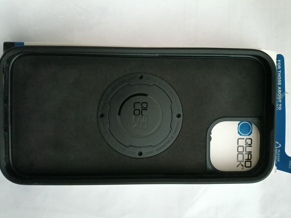 Quad lock iphone 15 plus