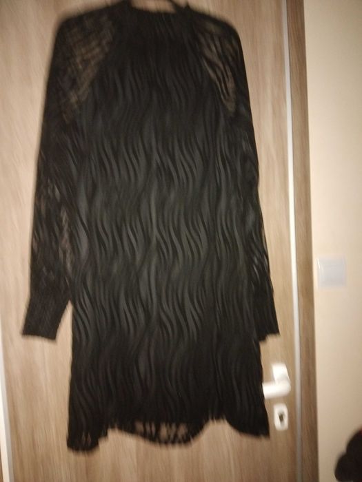 Шест рокли на страхотна цена