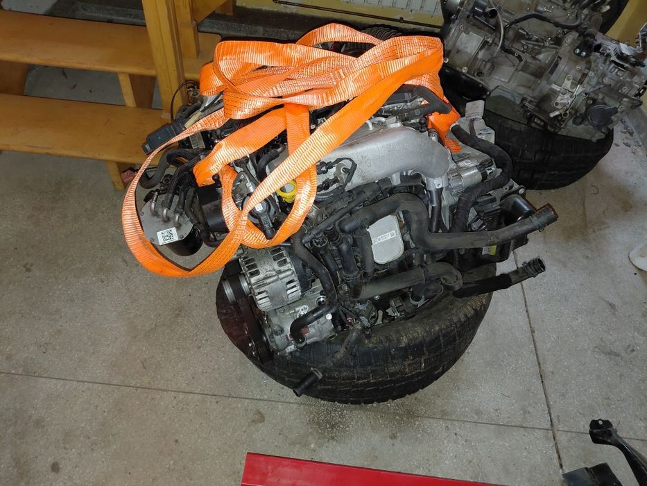 Motor + cutie complet DTRB de pe Skoda Octavia IV