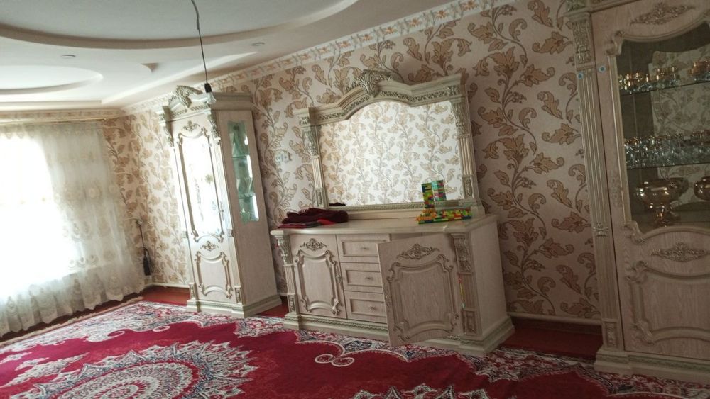 Srochna Zangi ota 6 sotok fasad 21m 2 etajli