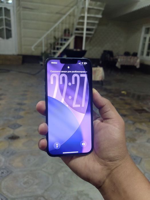 Продам iPhone 13 128GB HN/A телефон в хорошем состоянии.