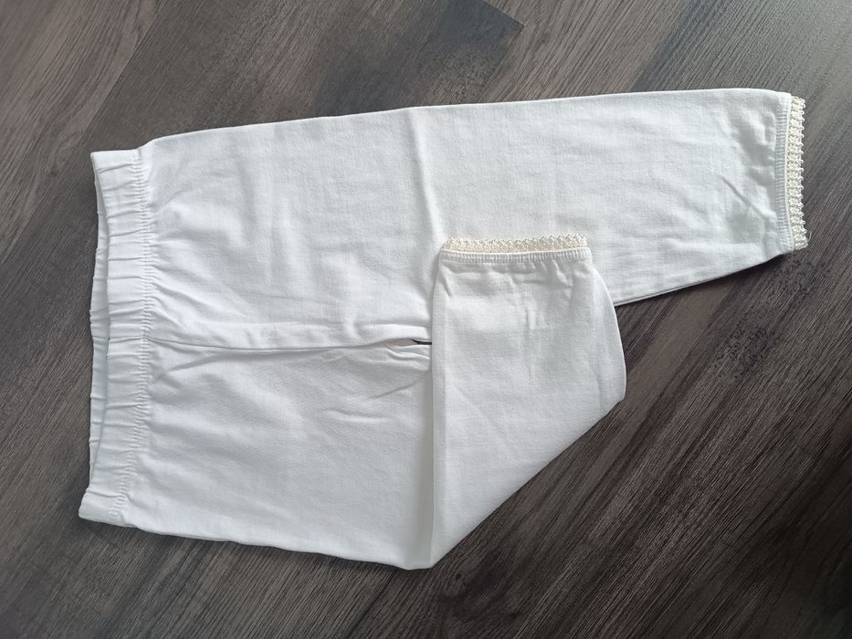 Tricouri + pantaloni fete mărimea 98