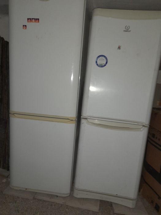 Продаю холодильники