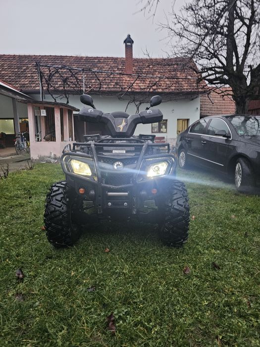 Vând ATV marca Can Am, OUTLANDER 400 ,model pe injecție .