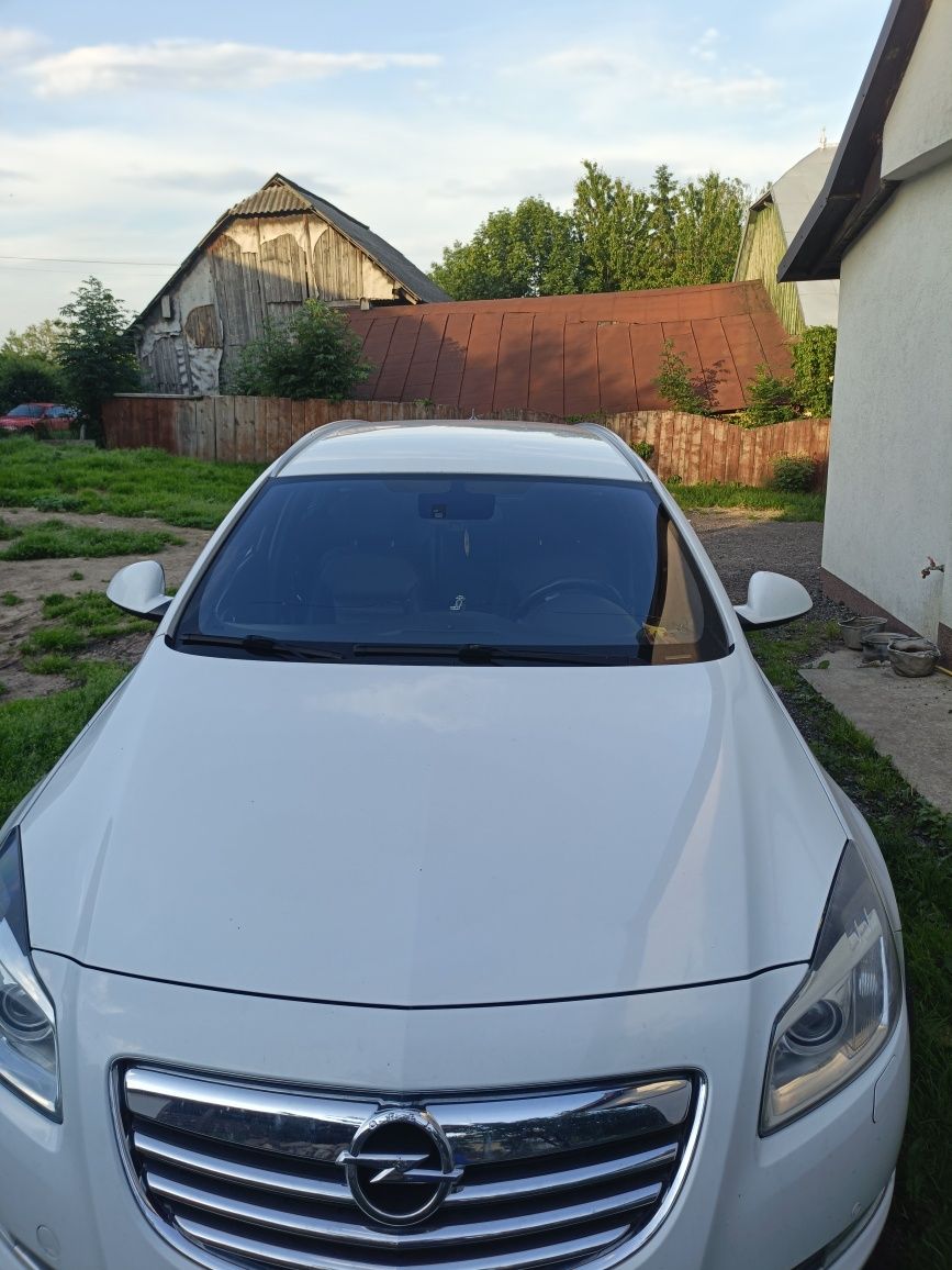 Vind Opel insignia